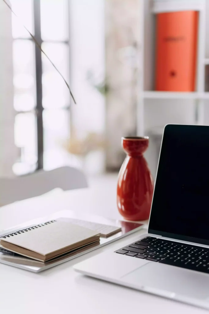 Benefícios da organização do trabalho para produtividade e equilíbrio